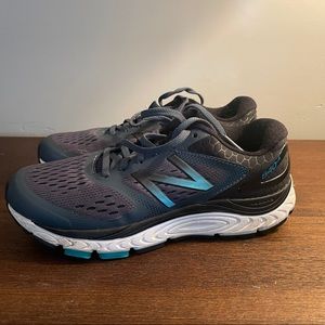New Balance 840s. Size 6.5. Very good condition!